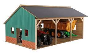 Kids Globe 1:16 Farm Wood Shed For 3 Tractors