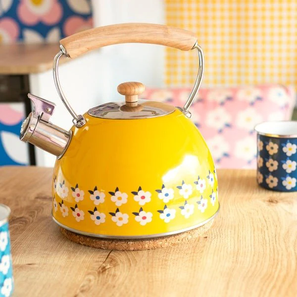 2.5L Whistling Kettle Stainless Steel – Honey Yellow - Image 3