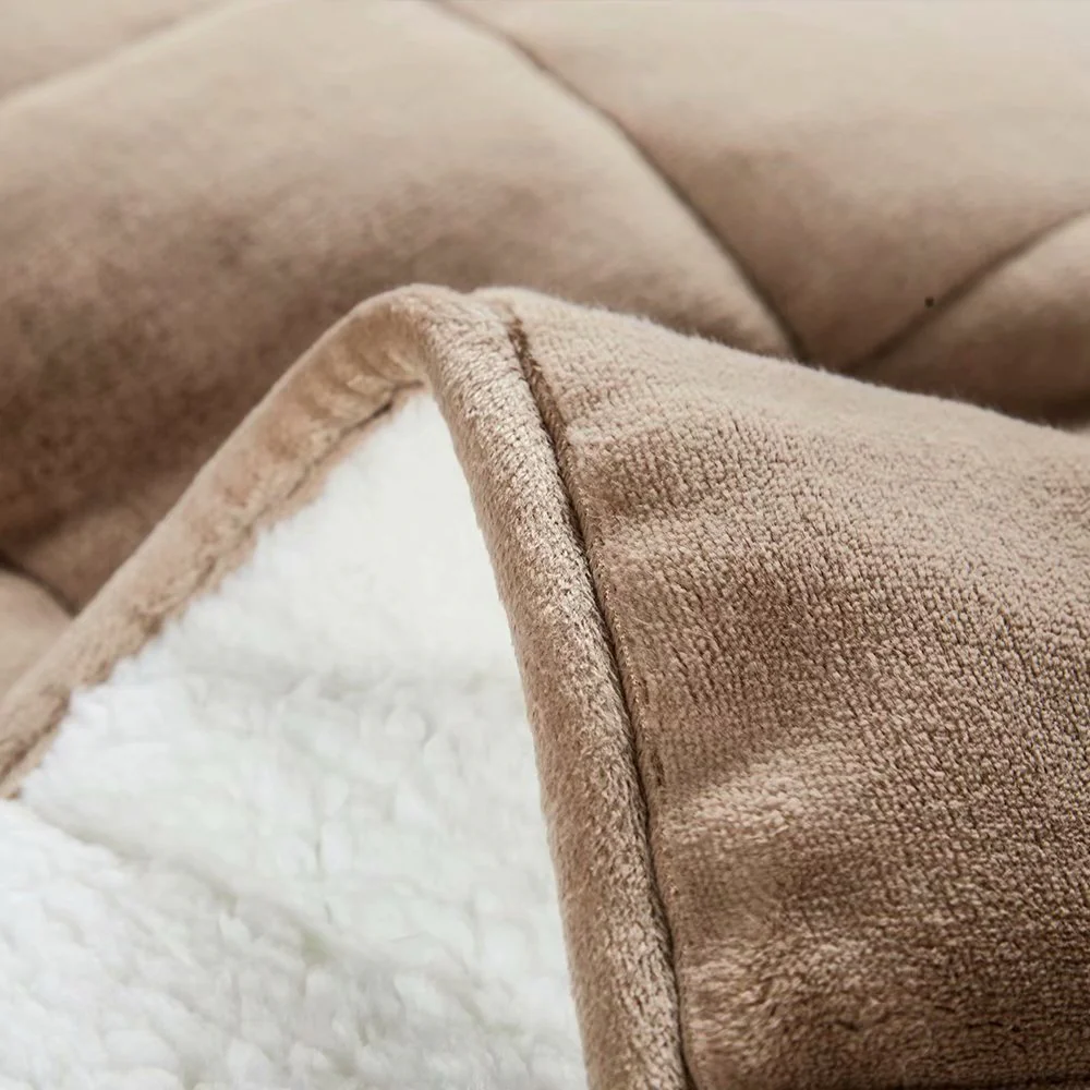 6.8Kg Sherpa Fleece Weighted Blanket - Beige - Image 3