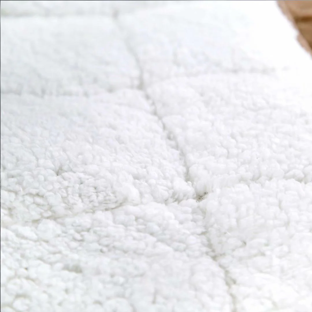6.8Kg Sherpa Fleece Weighted Blanket - Beige - Image 5