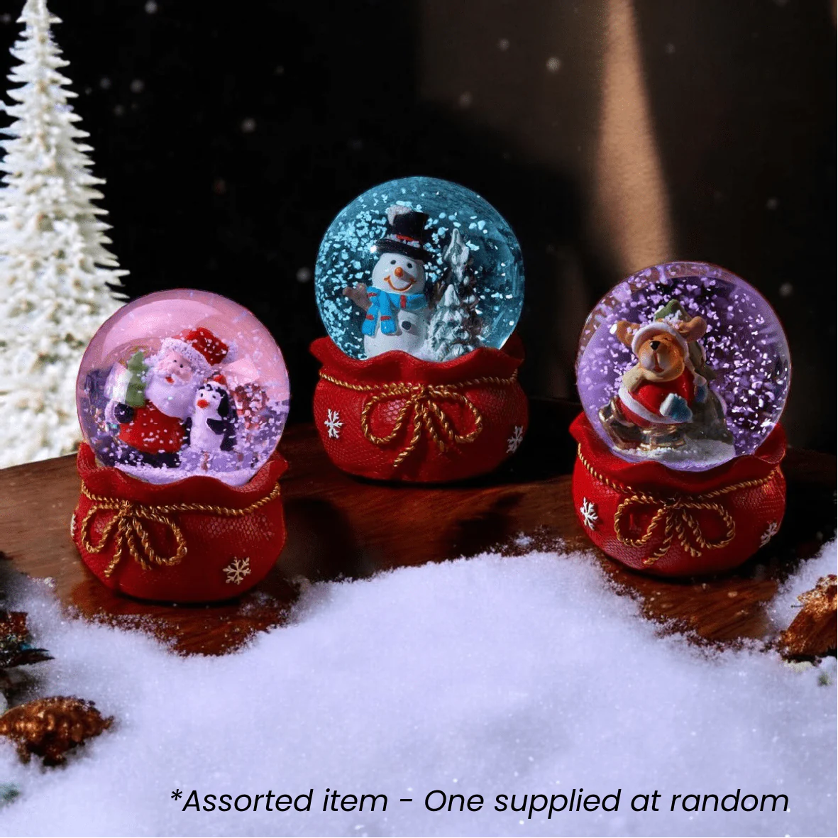 6cm Red Velvet SnowSphere - One Supplied*