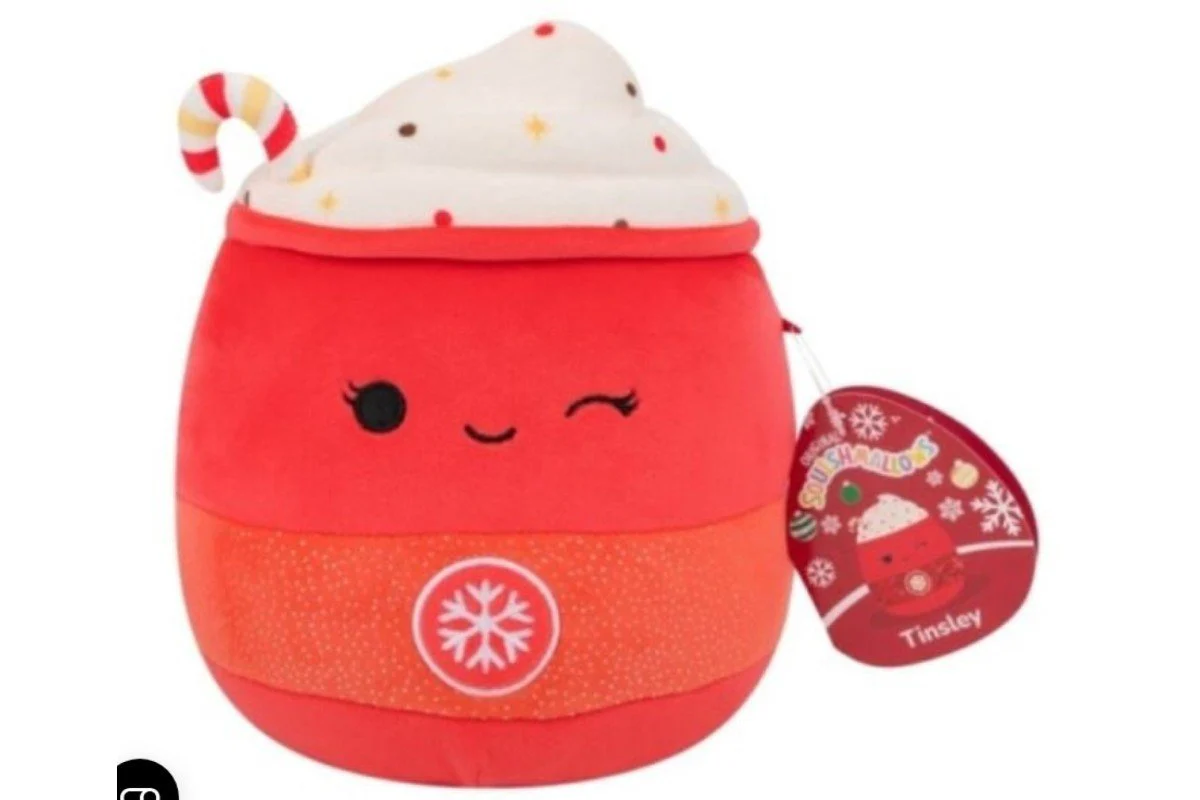 7.5" Squishmallows - Winking Red Peppermint Latte