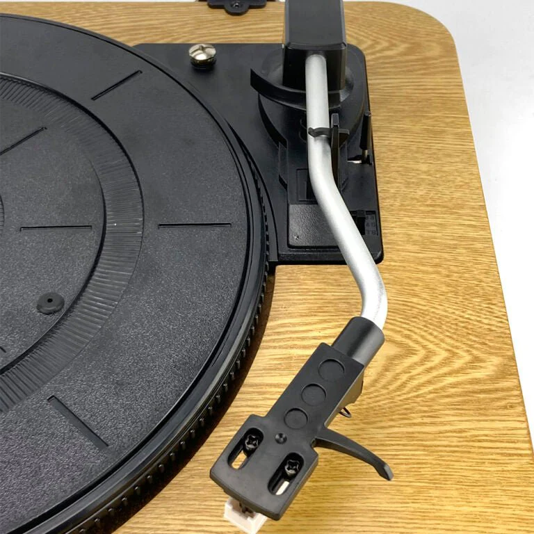 Aiwa All In One Stereo Turntable/Record Player - Image 9