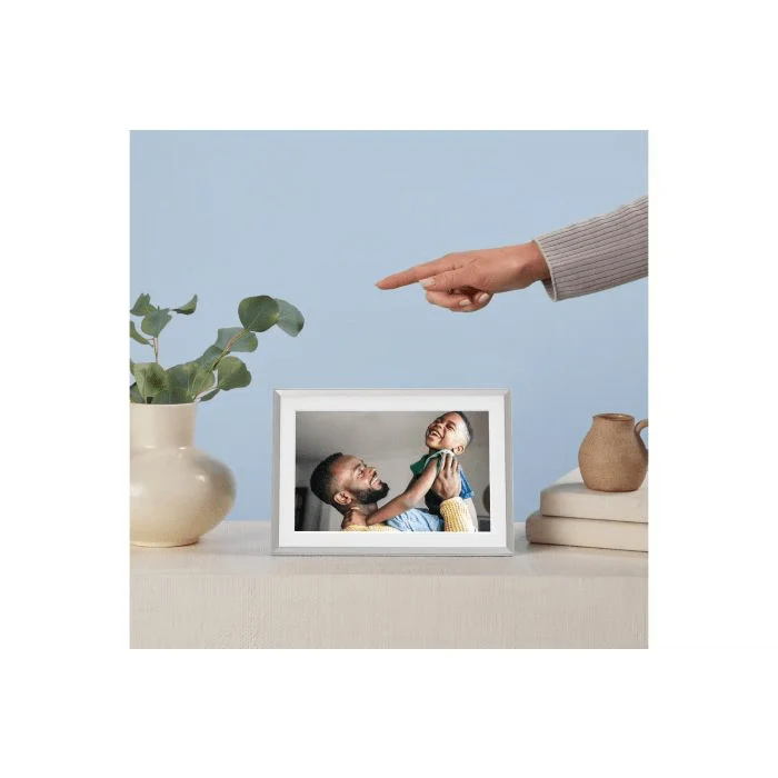 Aura Carver WiFi-Connected 10.1" LCD Digital Picture Frame - Clay with White Mat - Image 3