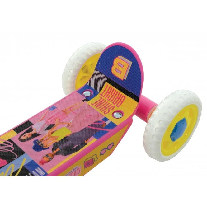 Barbie Deluxe Tri Scooter - Image 3