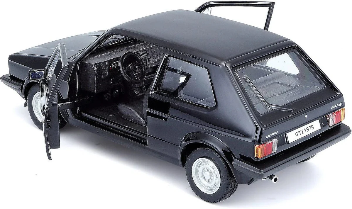 Bburago 1: 24 Volkswagen Golf Gti mk1 (1979) - Image 4