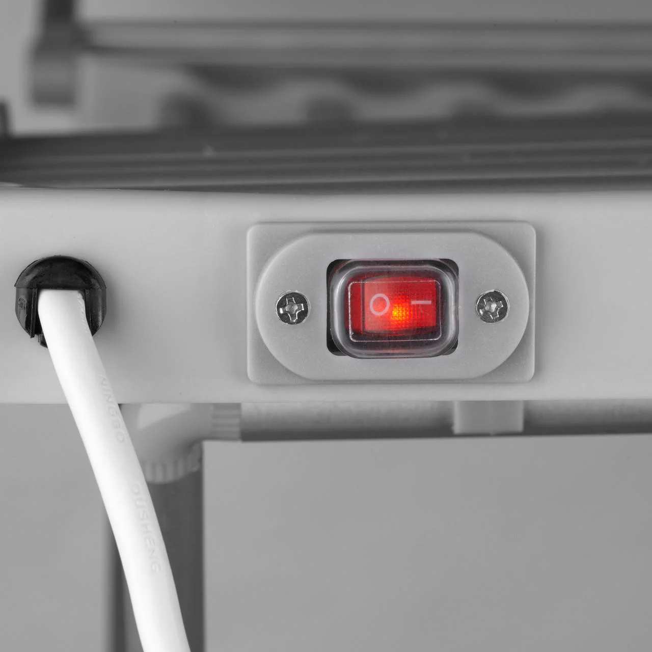 Beldray Heated Airer with Wings, 15kg Capacity, 230W - Image 3