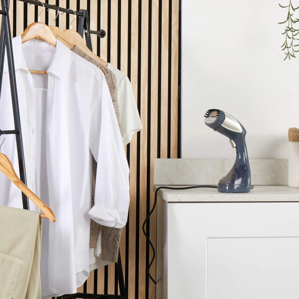 Beldray Titanium Handheld Garment Steamer - Image 4
