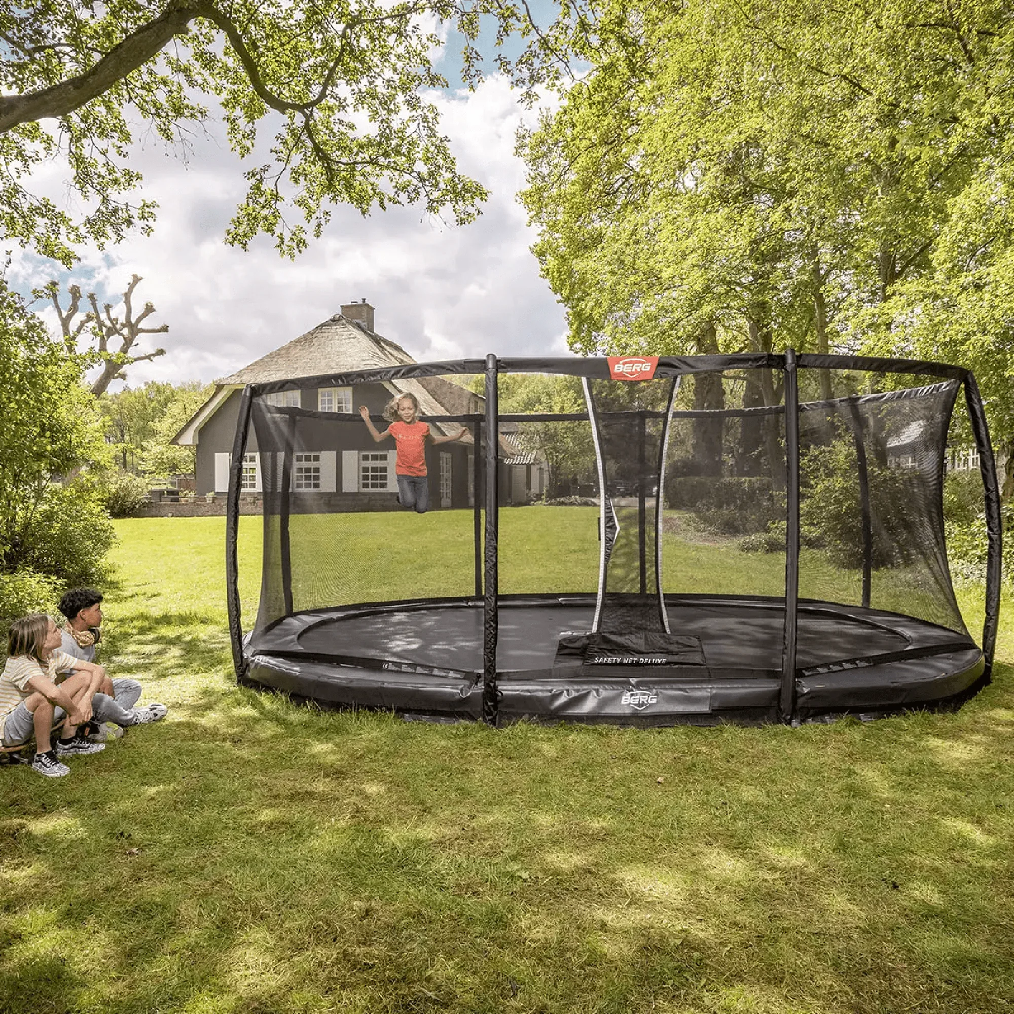 BERG Grand Elite InGround Grey 520 Oval Trampoline with Safety Net Deluxe - Image 2