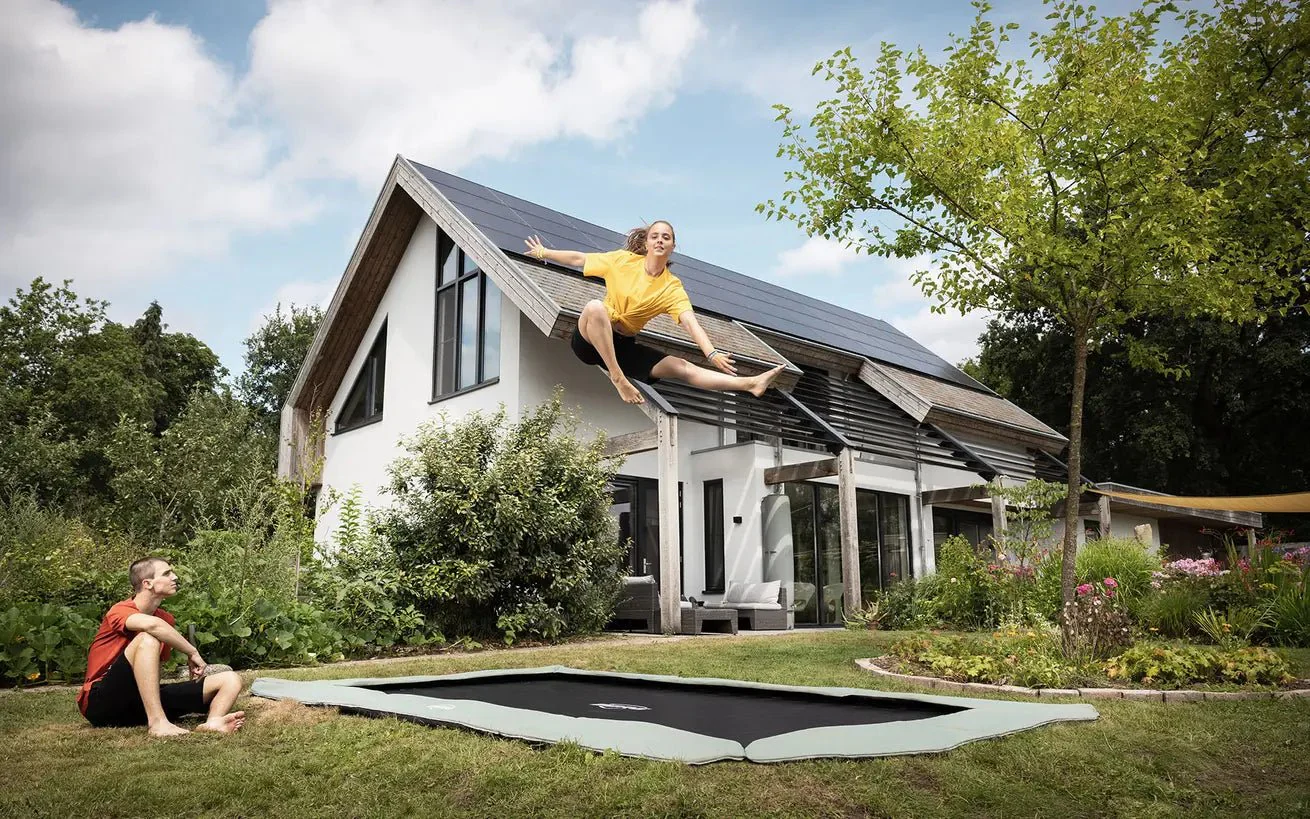Berg Sports Ultim Champion Eco Flatground Trampoline 410 - Image 3