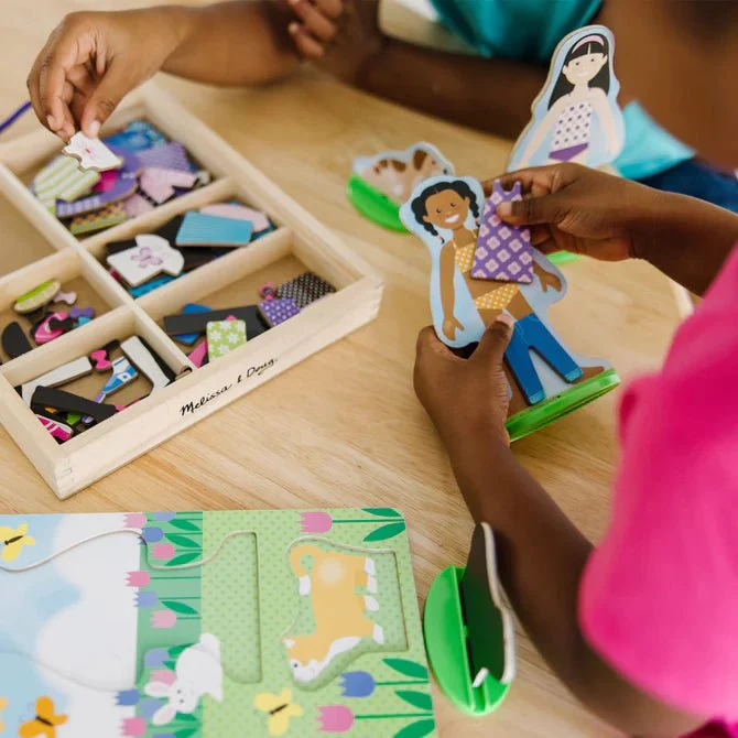 Best Friends Magnetic Dress-Up Play Set - Image 3