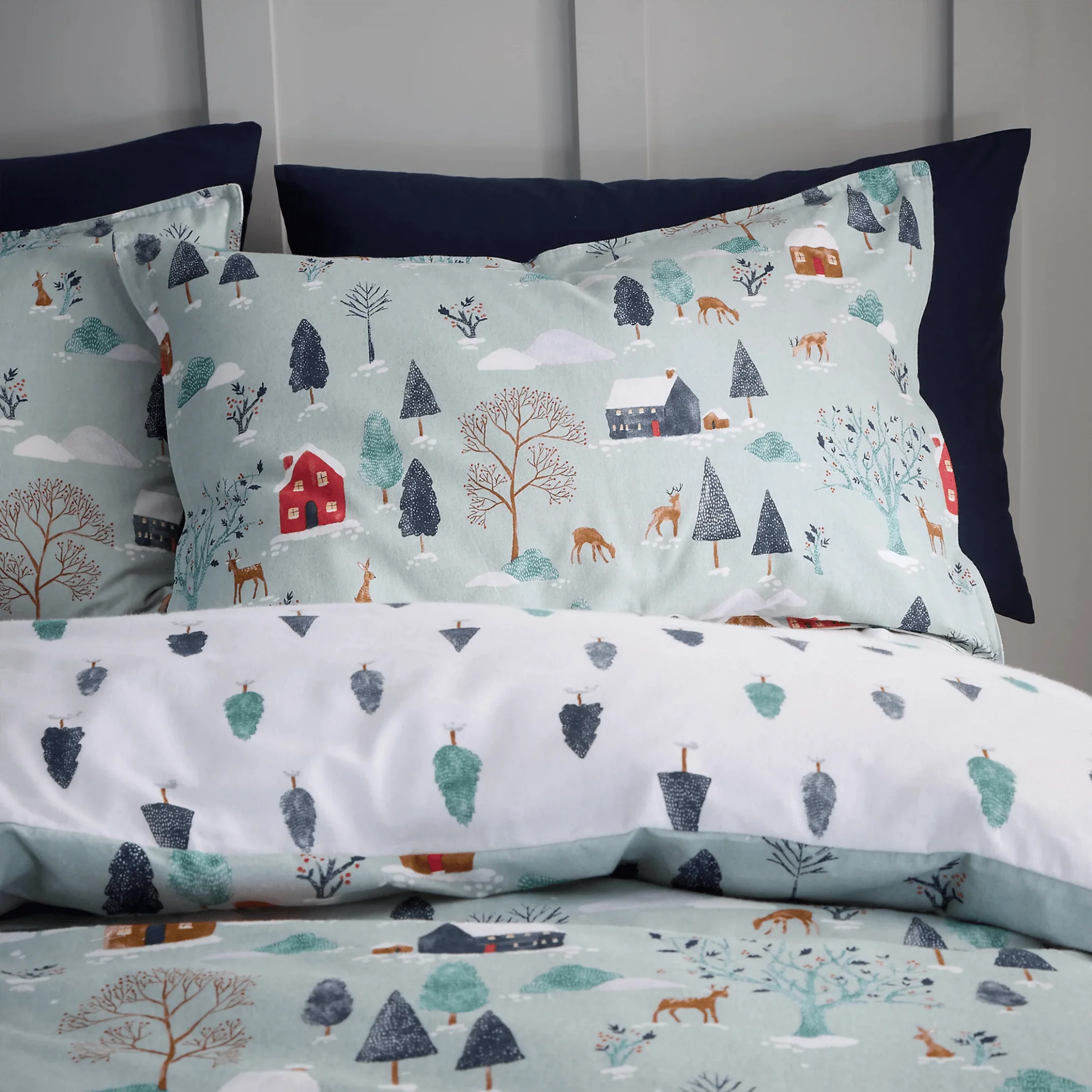 Bianca Brushed Cotton Reversible Winter Scene Duvet Cover Set Single - Image 3