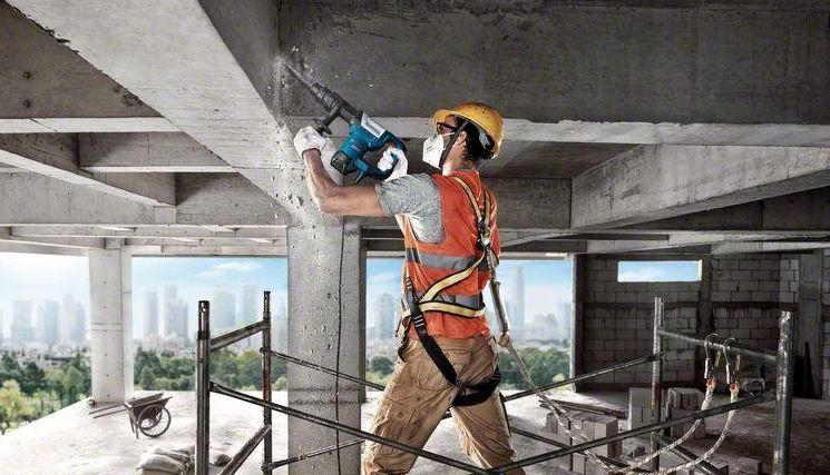 Bosch GSH 5 Demolition Hammer/Breaker 240v - Image 2