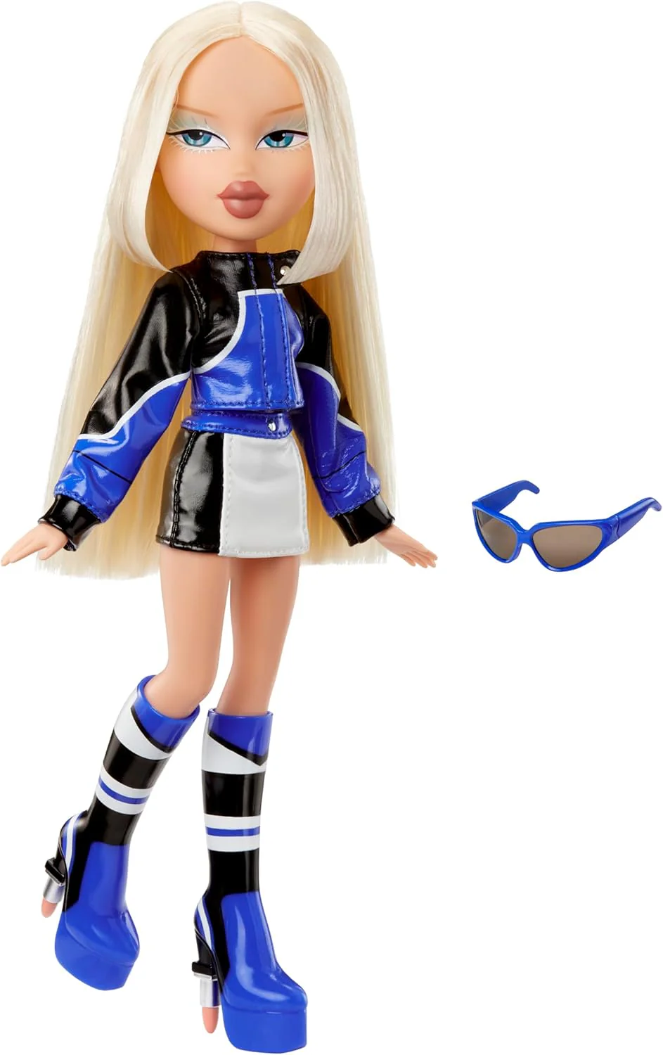 Bratz Scorchin' Cloe Fashion Doll with Accessories - Image 2