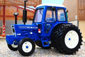 Britains 1:32 Ford 7600 With Dual Wheels - Image 2
