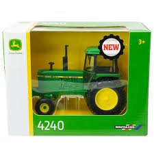 Britains 1:32 John Deere 4240 - Image 2