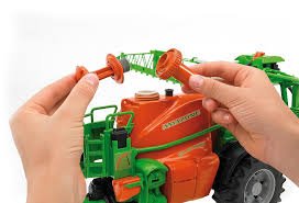 Bruder Amazone Trailed Field Sprayer UX 5200 - Image 2