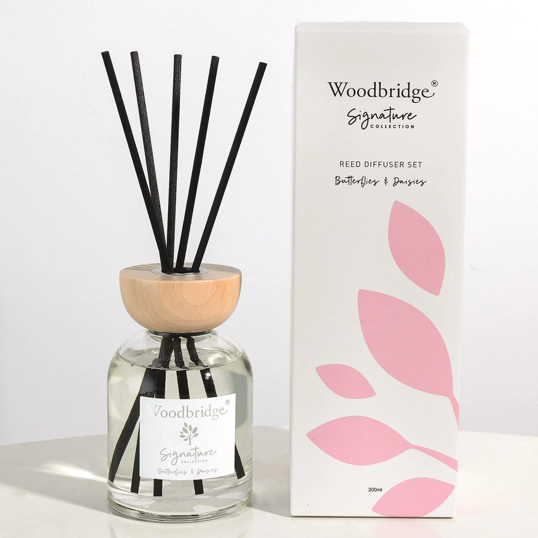 Butterflies on Daisies Filled Reed Diffuser by Woodbridge 200ml