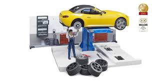 Bworld Car Service Centre & Bruder Roadster - Image 2