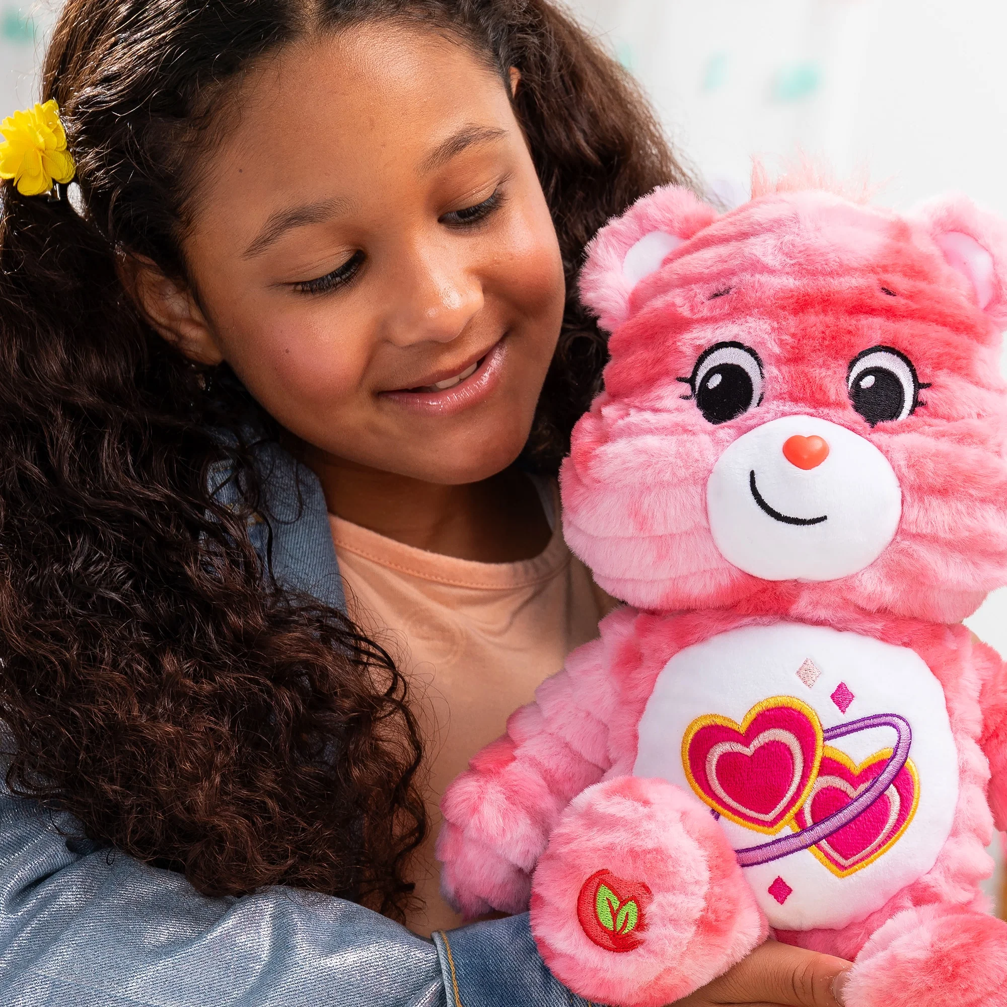 Care Bears 35cm Colour Splash Collection - Love-A-Lot Bear - Image 3