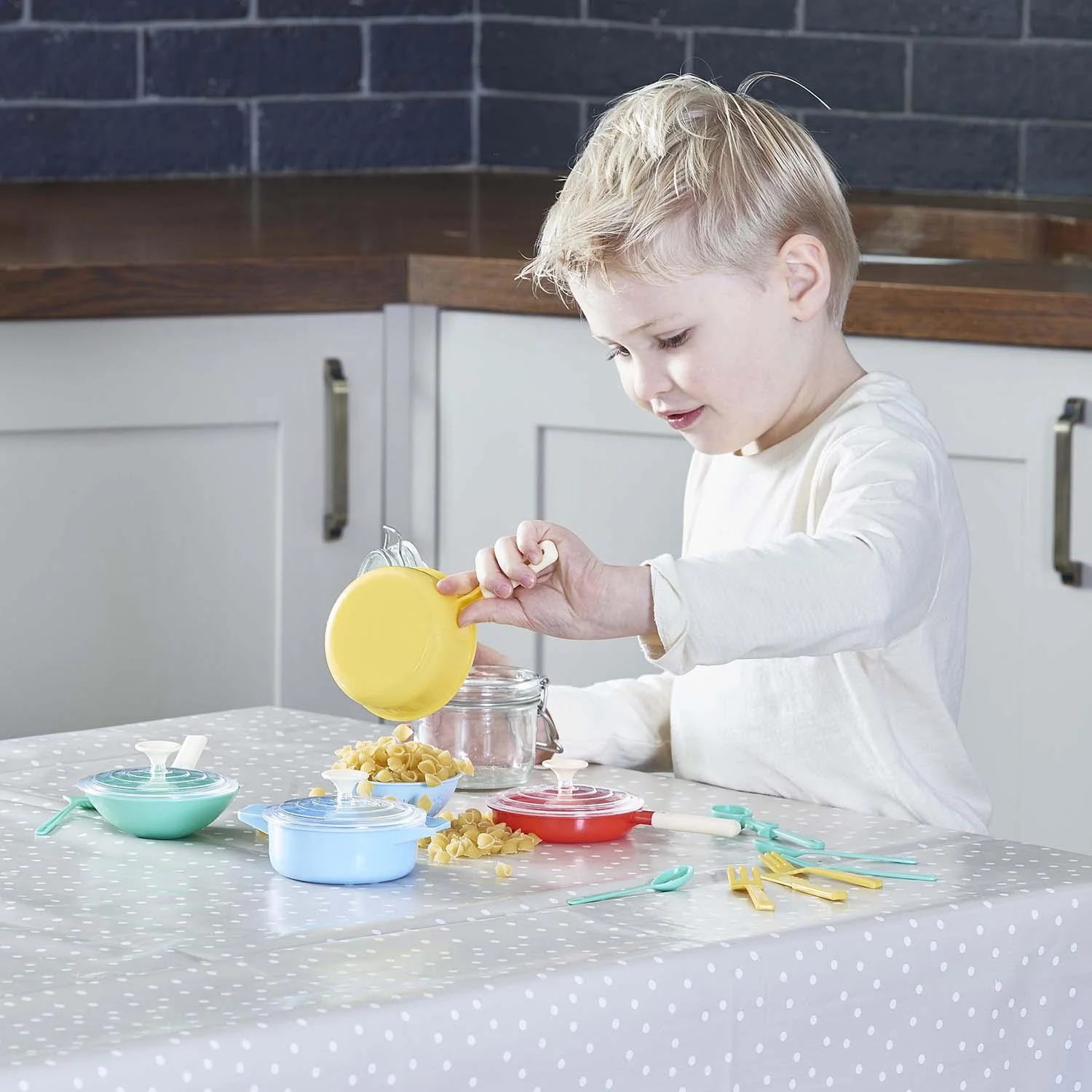 Casdon Pan Set - Image 2