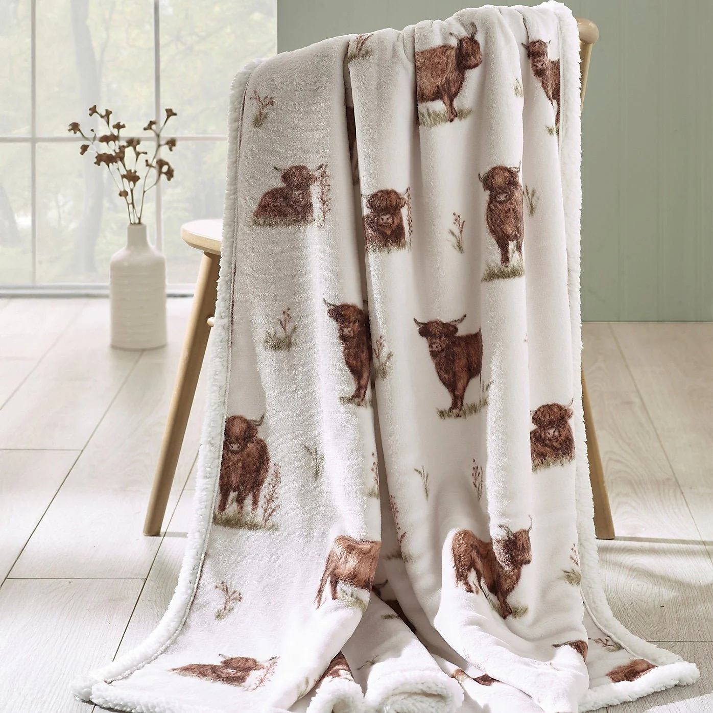 Catherine Lansfield Angus Highland Cow Cosy Fleece Blanket Throw – Natural (130x170cm)