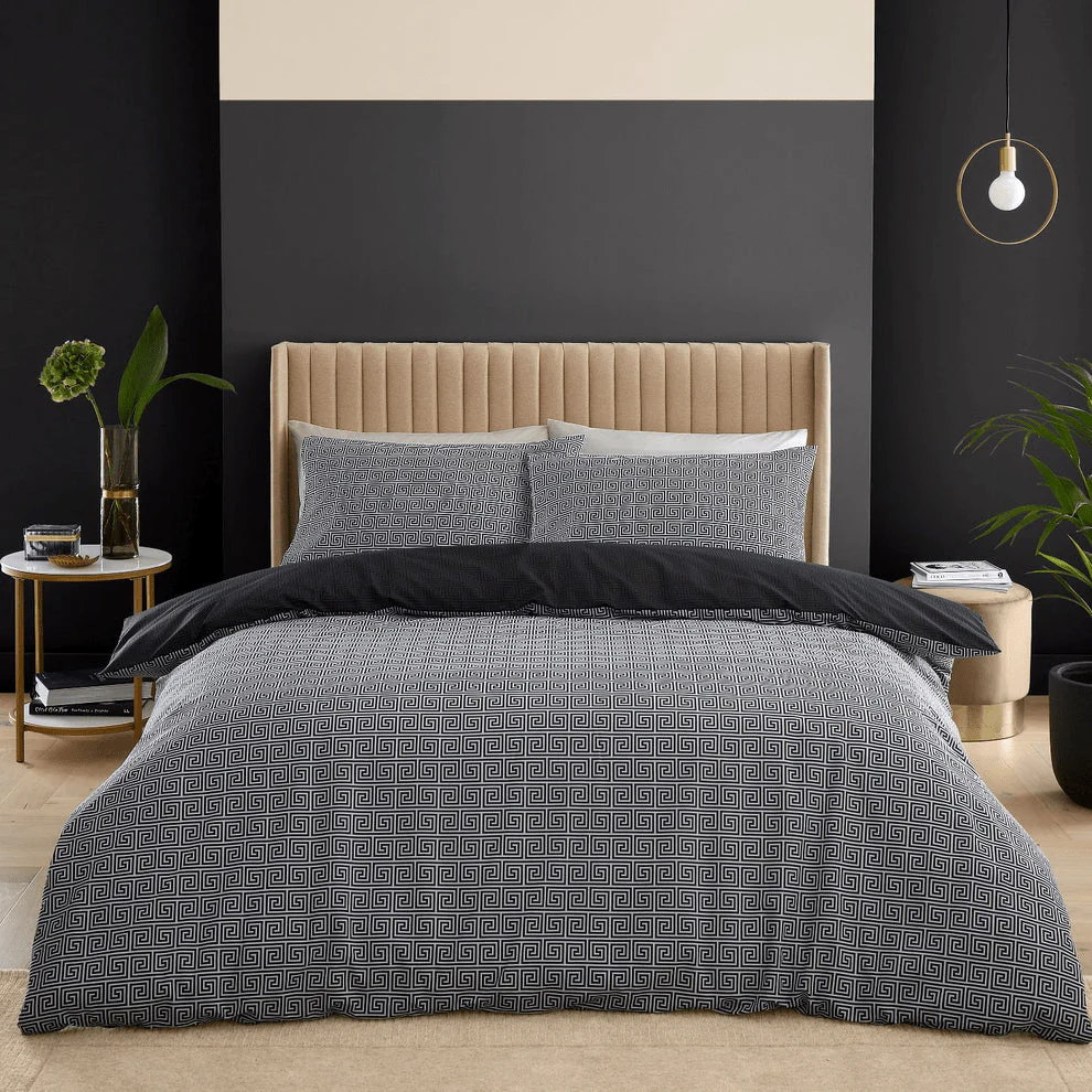 Catherine Lansfield Artemis Black Greek Key Duvet Set - Kingsize - Image 2