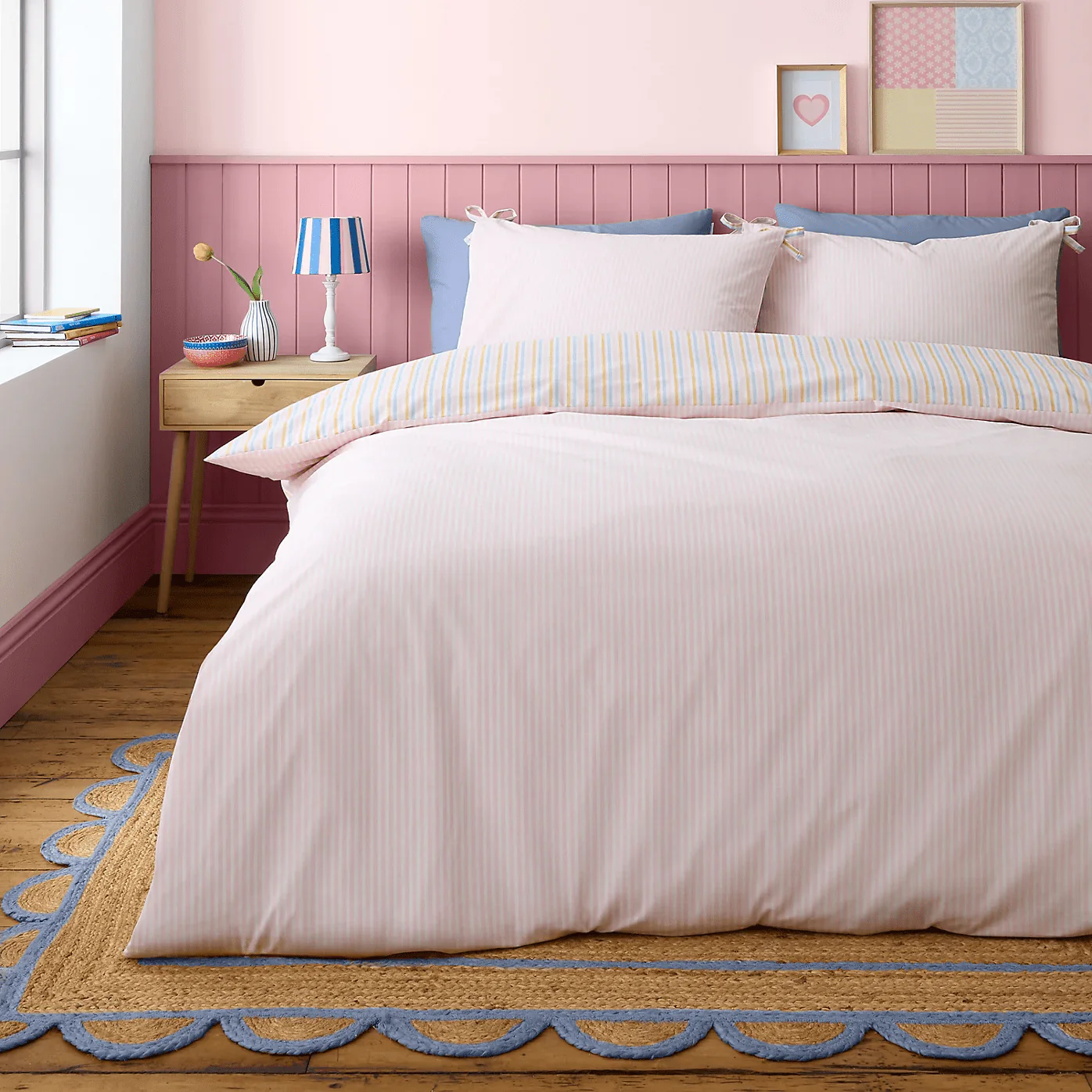 Catherine Lansfield Brighton Stripe Bow Trim Duvet Cover Set - Single - Image 2