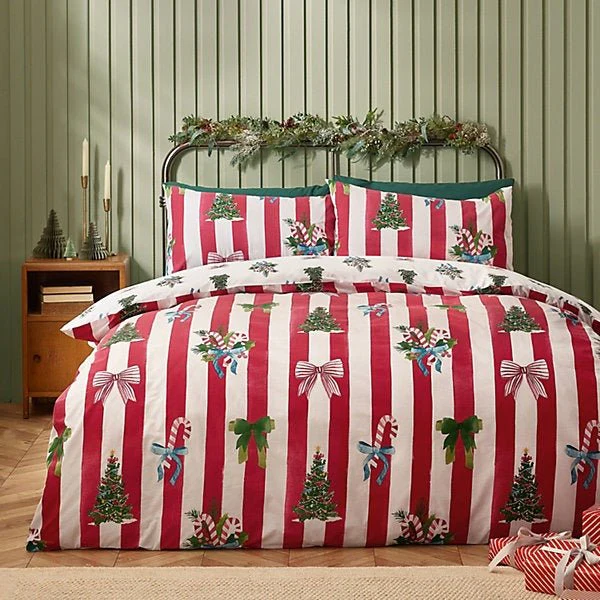 Catherine Lansfield Christmas Stripe Reversible Duvet Cover Set – Single