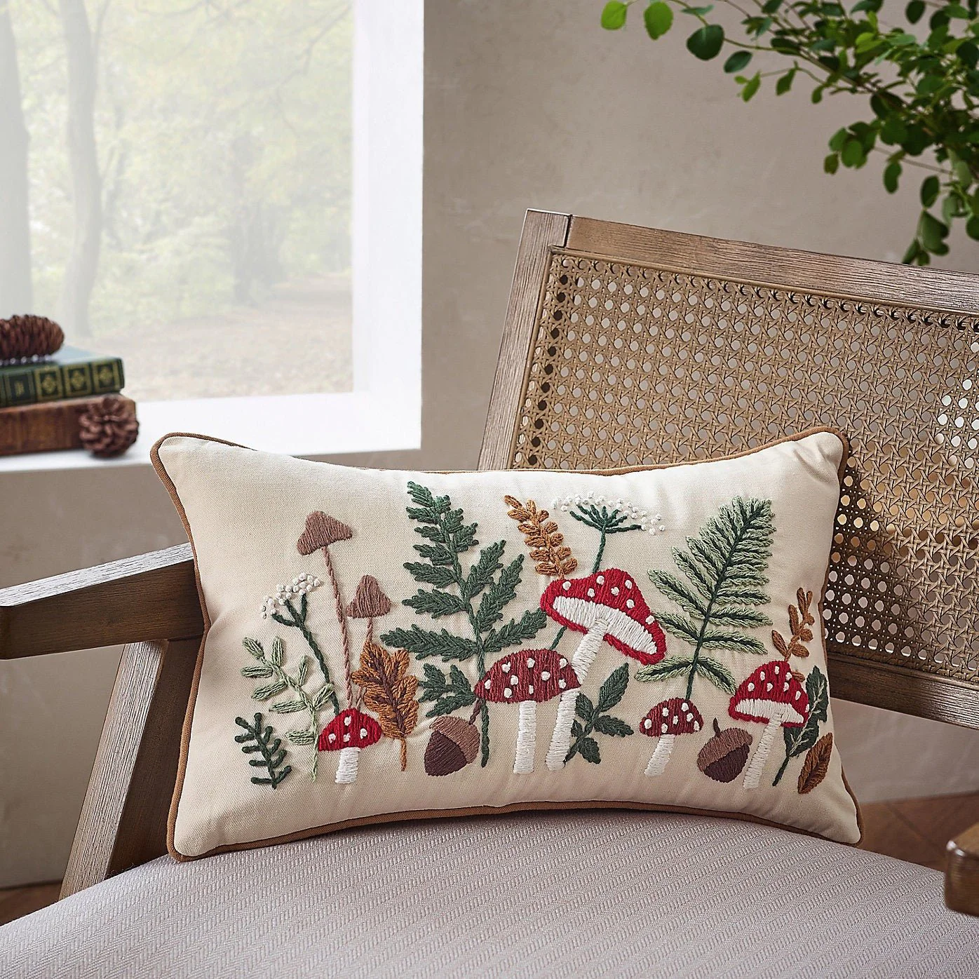 Catherine Lansfield Embroidery Woodland Cushion – Natural (30x50cm)