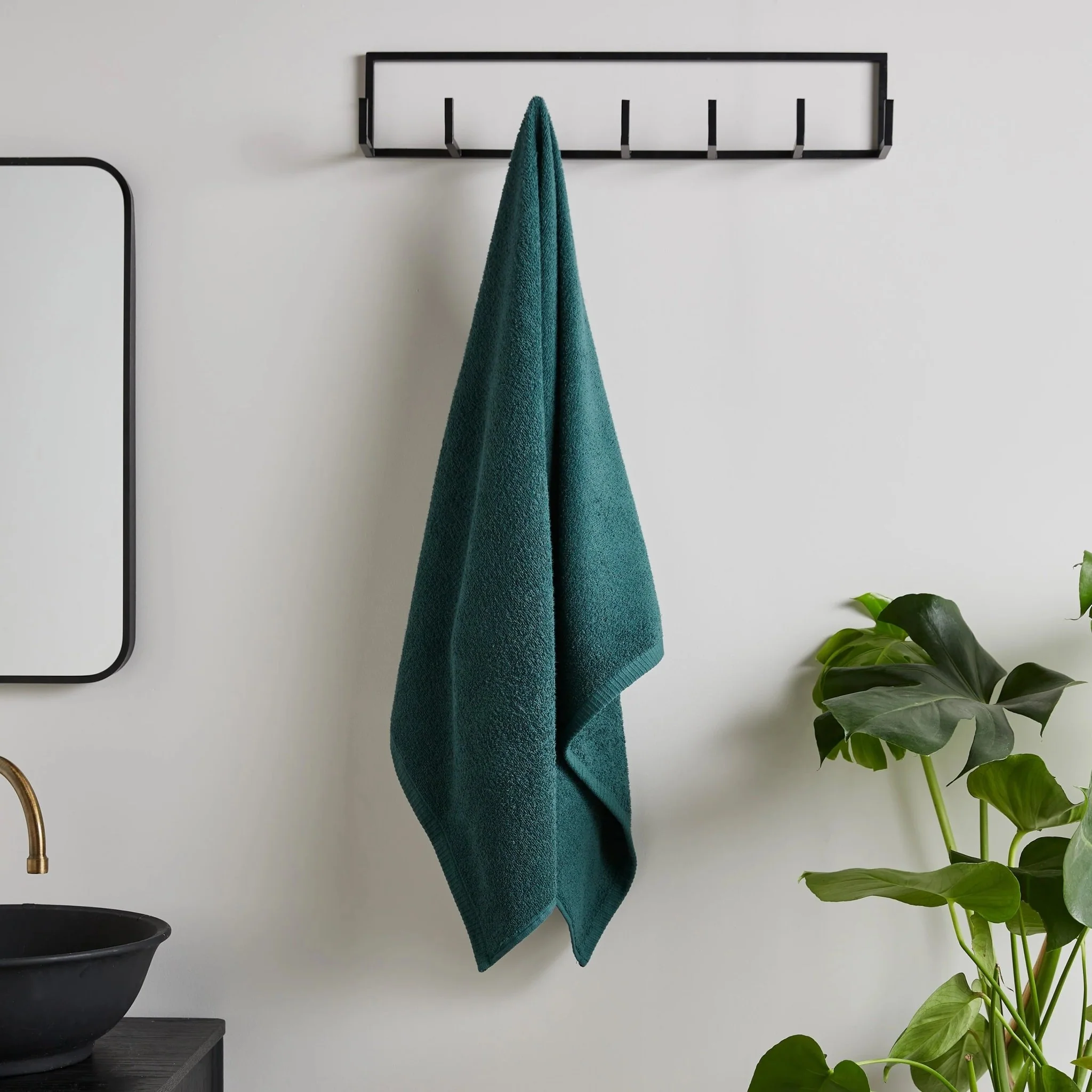 Catherine Lansfield Quick Dry Cotton Hand Towel Forest Green