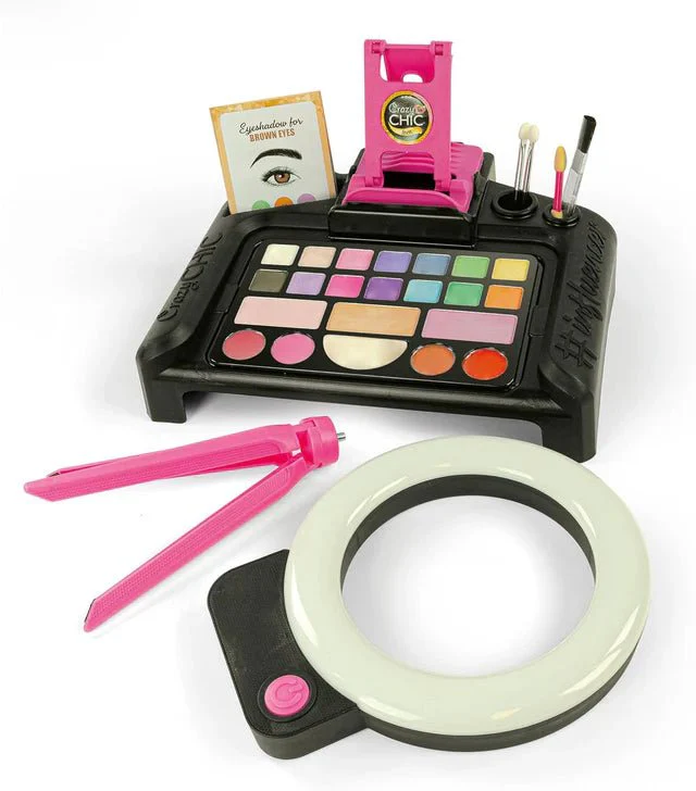 Crazy Chic Teen - Make Up Artist Studio - Image 4