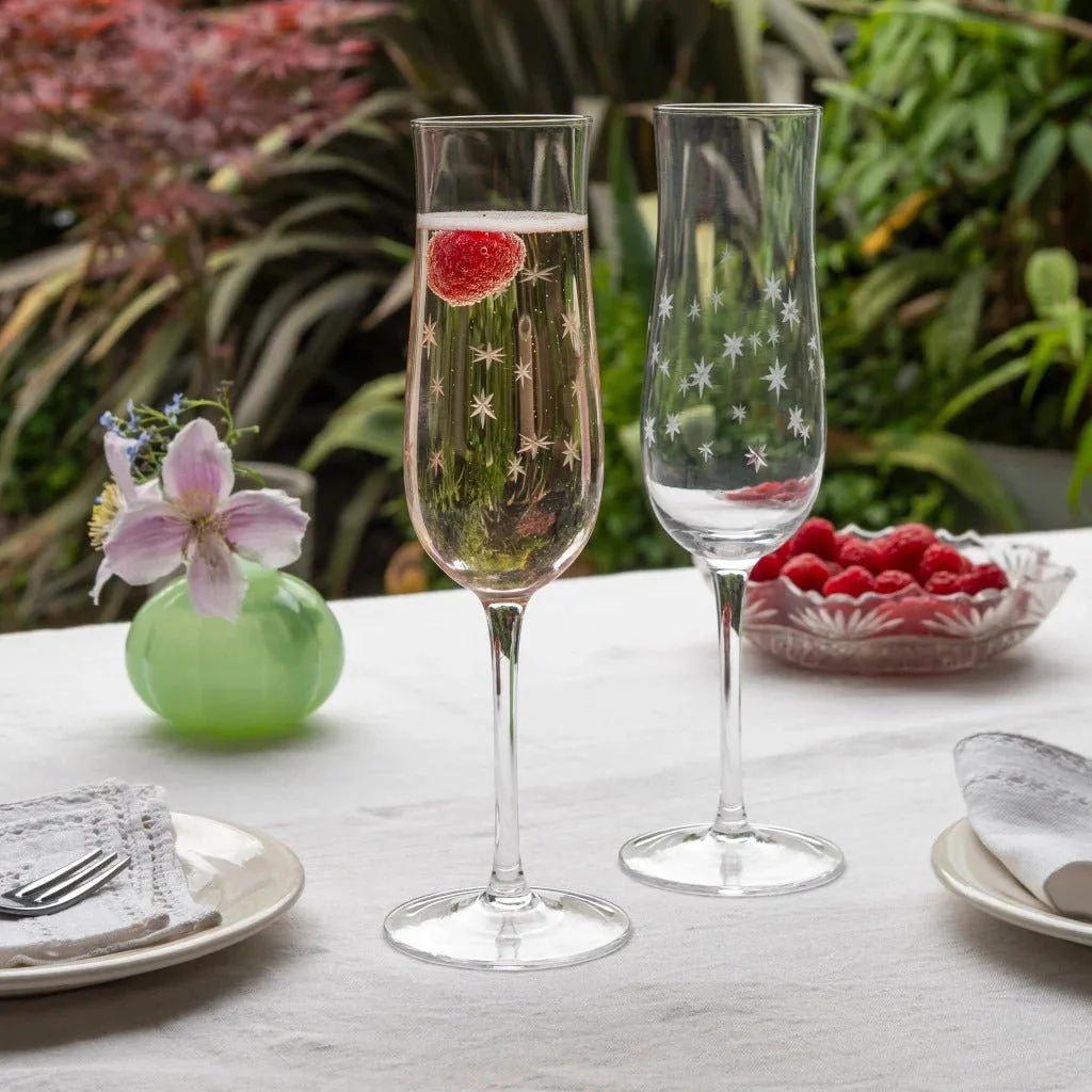 Etched Star Champagne Glasses 200ml (Set of 2) – Clear - Image 2