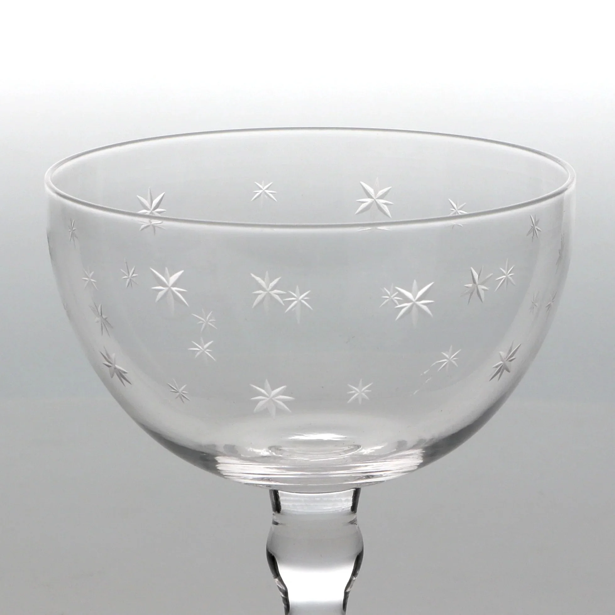 Etched Star Coupe Cocktail Glasses 200ml (Set of 2) – Clear - Image 3