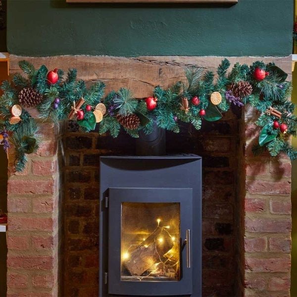 FestiveSpice Garland – 180cm
