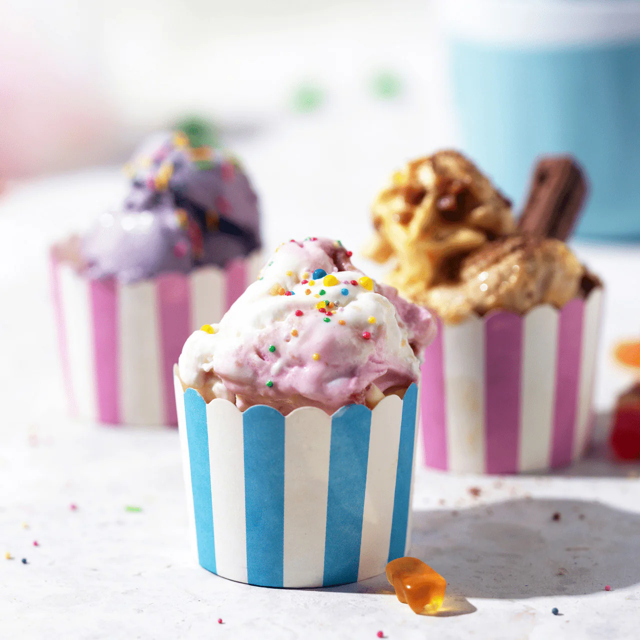 Giles & Posner Blue Sorbet Pastel Electric Ice Cream Maker - Image 9