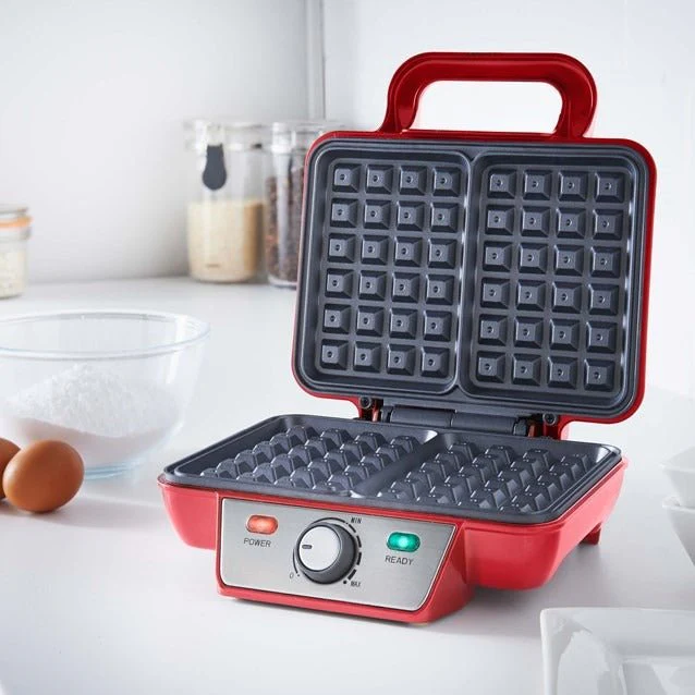 Global Gizmos Dual Waffle Maker – Red - Image 3
