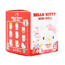 Hello Kitty Dress Up Diary 5Cm Figurine
