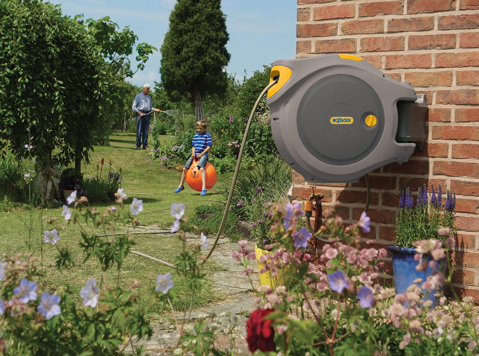 Hozelock Auto Reel with Hose (40m) - Image 3