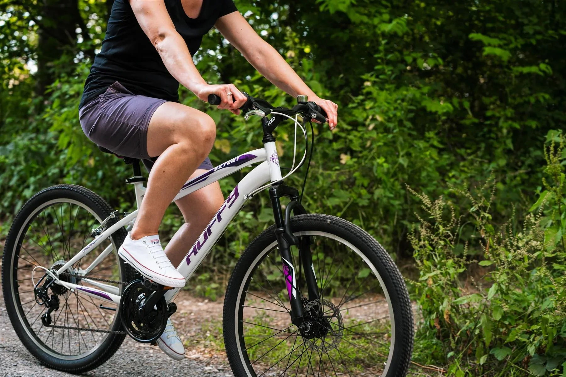 Huffy Extent 26" Hardtail Mountain Bike White/Purple - Image 3