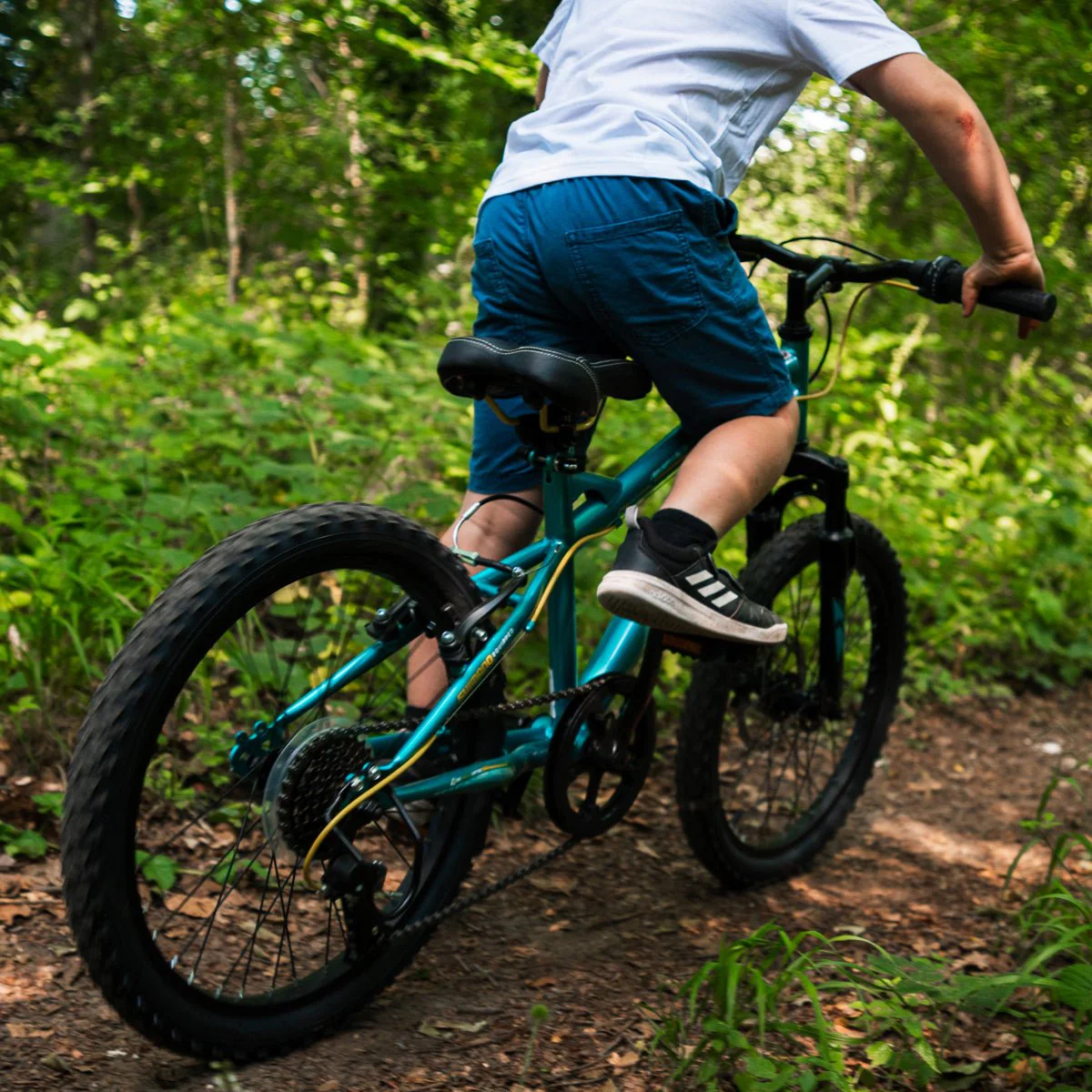 Huffy Extent Junior 20" Mountain Bike - Aqua Blue - Image 2
