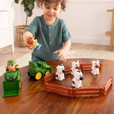 John Deere The Cows Are Out – Farm Toy Playset - Image 2