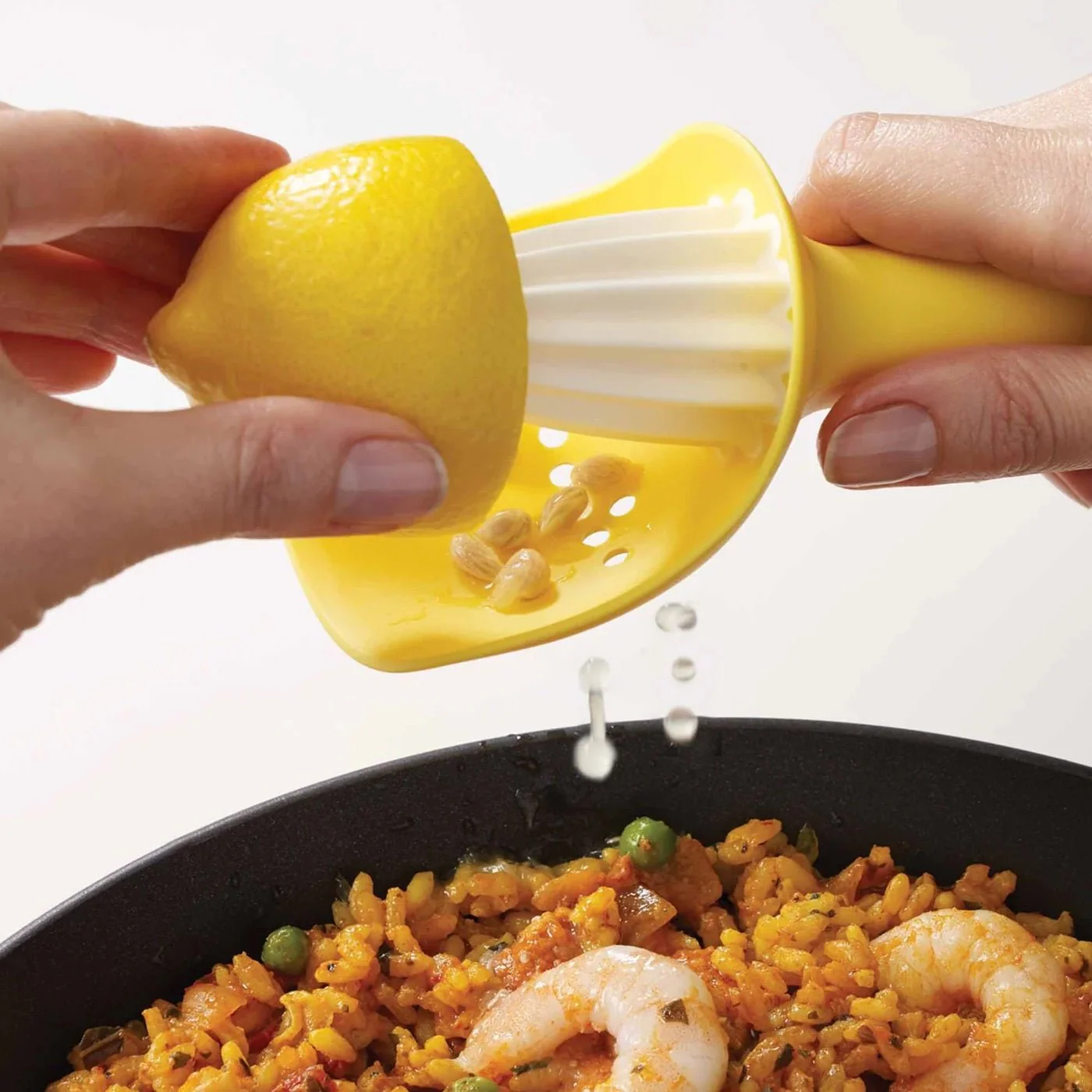 Joseph Joseph Catcher™ Yellow Citrus Reamer - Image 2