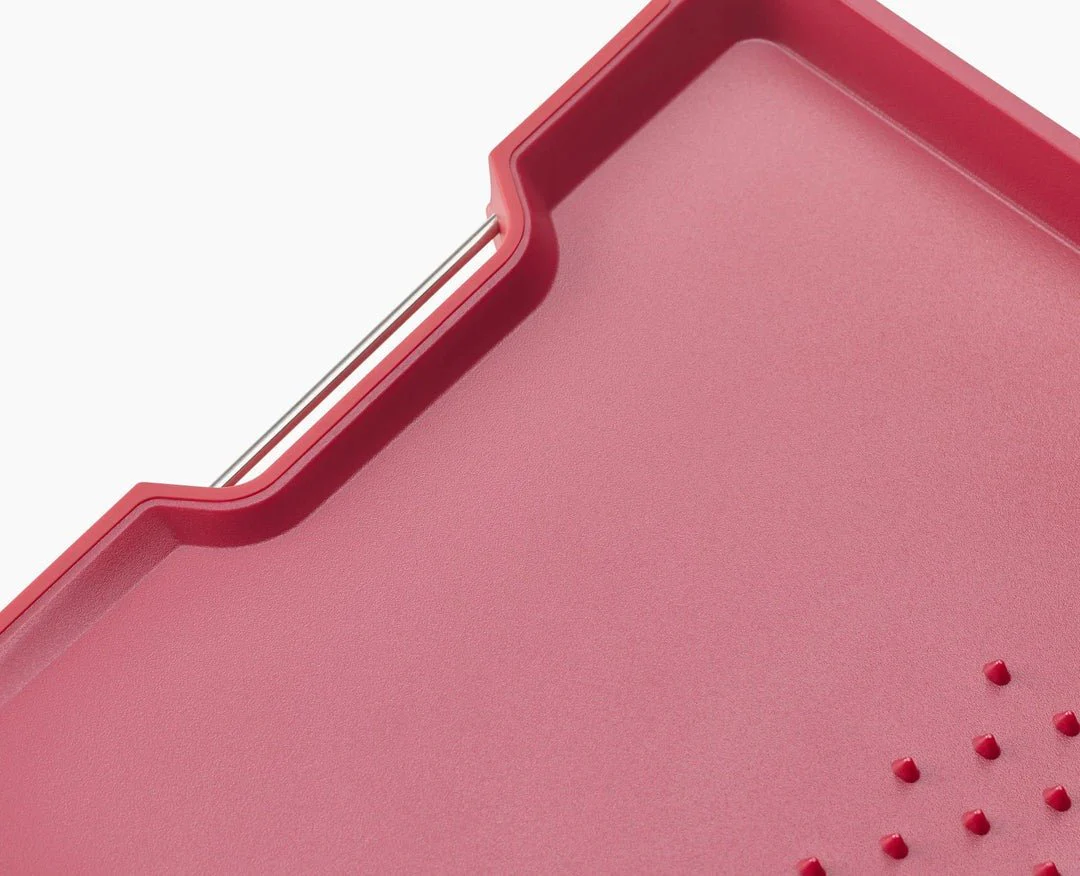 Joseph Joseph Cut&Carve™ Plus Multi-function Large Red Chopping Board - Image 3