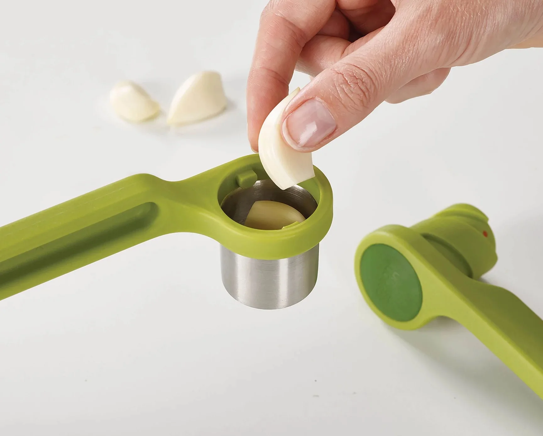 Joseph Joseph Helix Garlic Press - Image 2