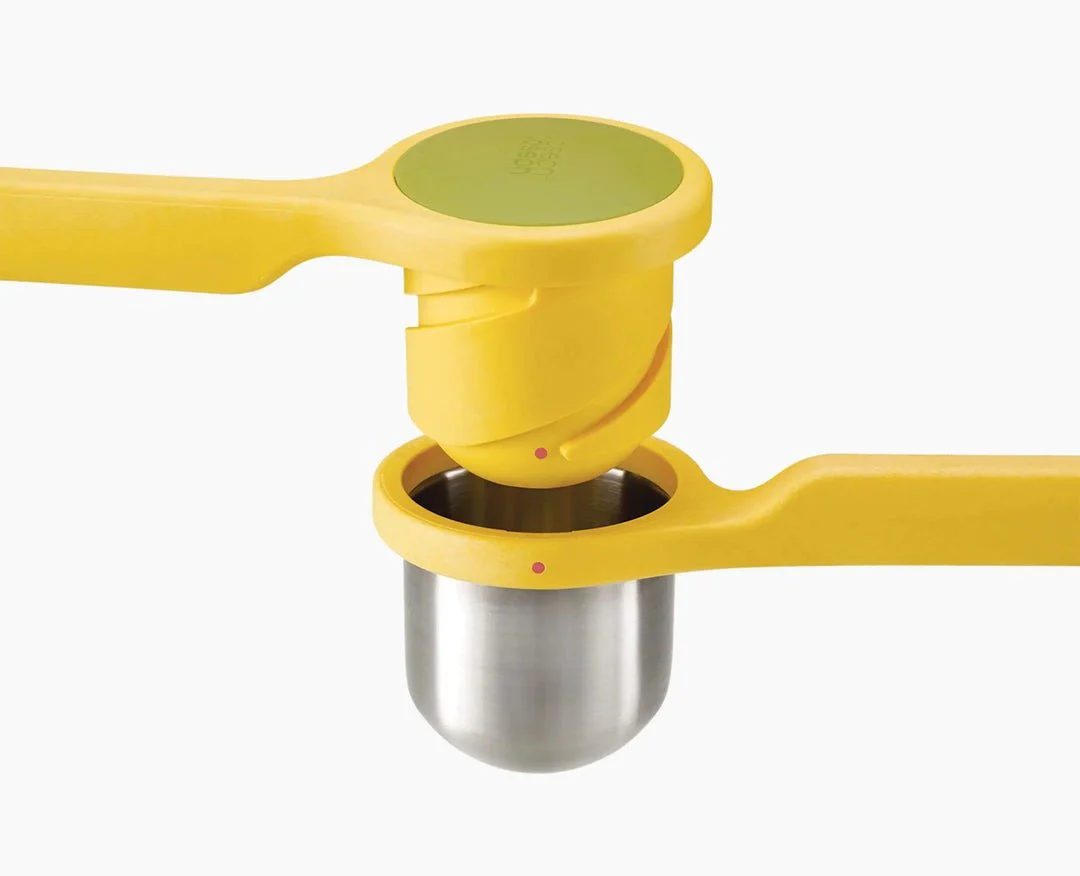 Joseph Joseph Helix Yellow Citrus Juicer - Image 2