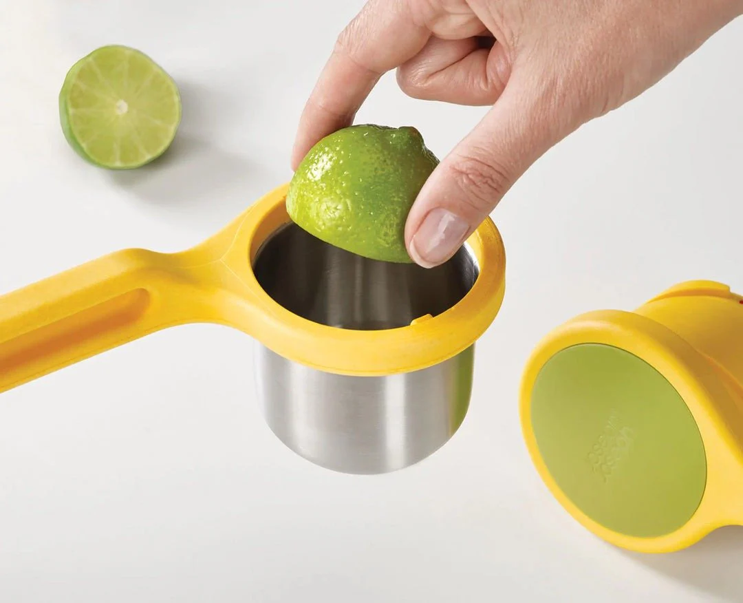 Joseph Joseph Helix Yellow Citrus Juicer - Image 3