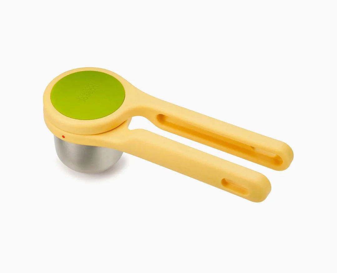 Joseph Joseph Helix Yellow Citrus Juicer - Image 5