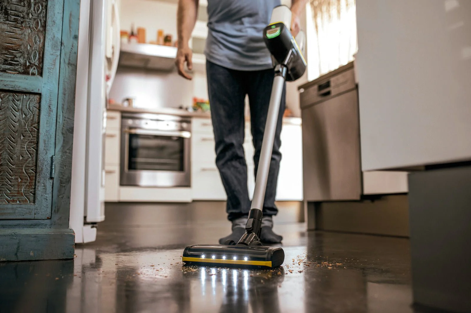 Karcher  VC 6 Cordless Vacuum Cleaner 11986710 - Image 3