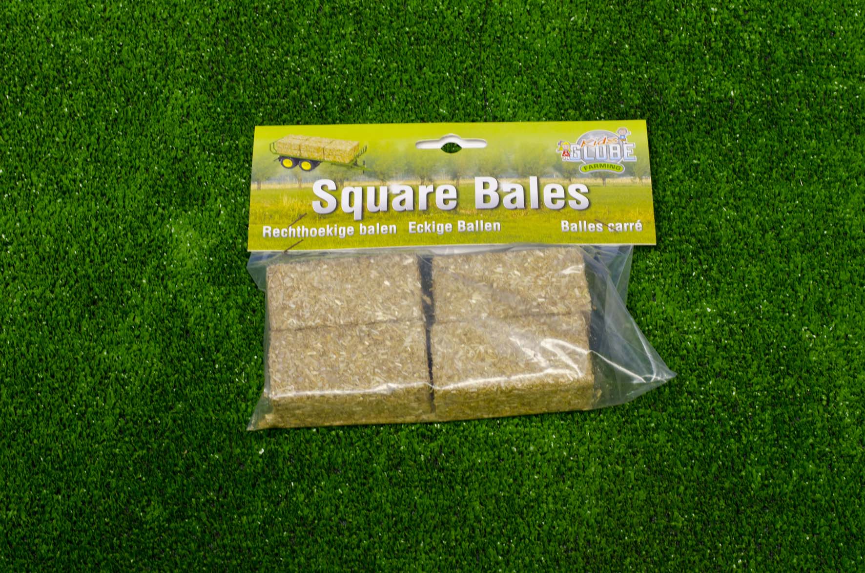 Kids Globe 1:32 Pack of 4 Square Bales